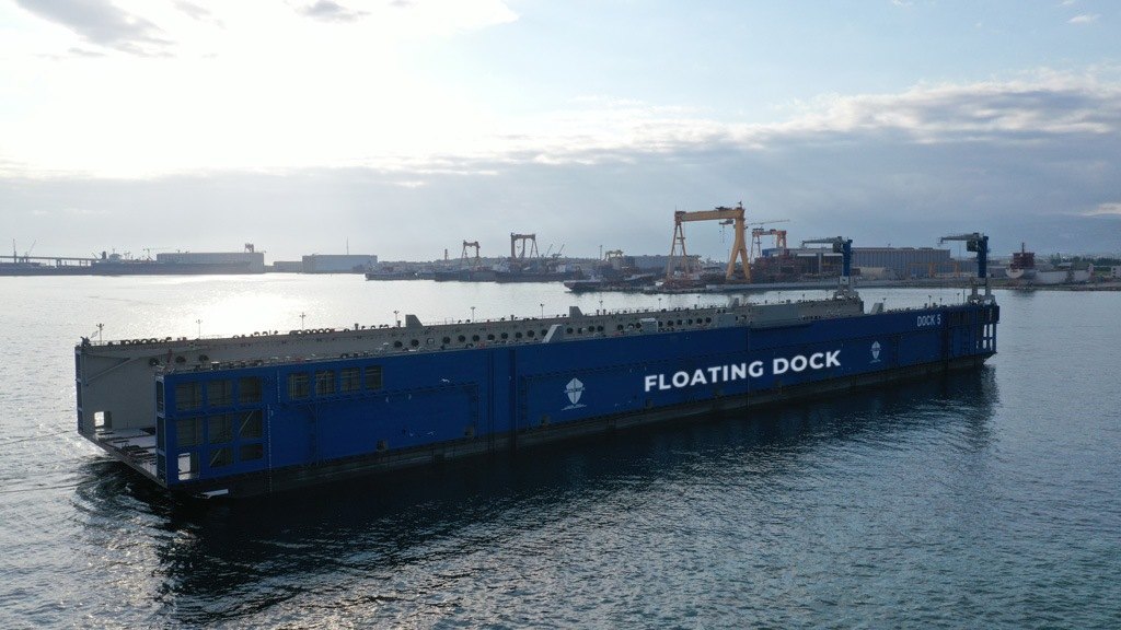 Schwimmdock-Fertigung
